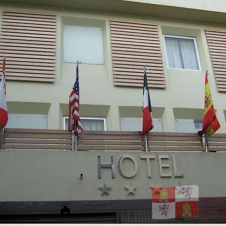 Hotel Castilla Y Leon Гвадалахара Екстер'єр фото