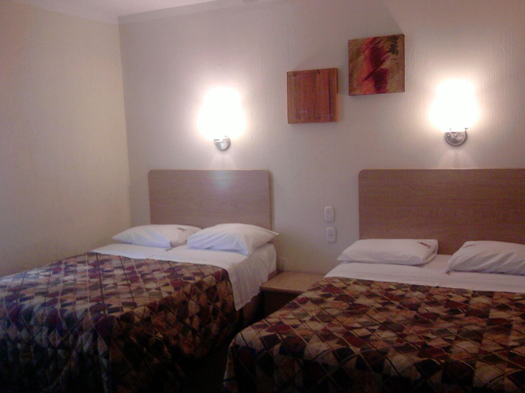 Hotel Castilla Y Leon Гвадалахара Екстер'єр фото